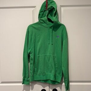 Nike Men's Green Pullover Hoodie